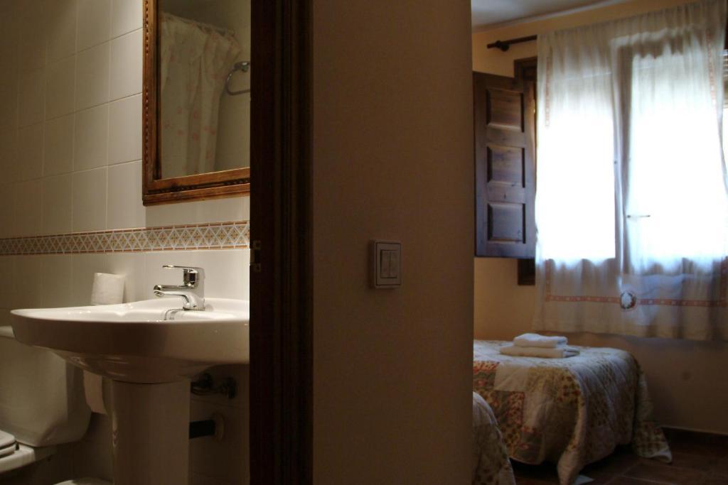 Casa Labata Hotel Adahuesca Room photo